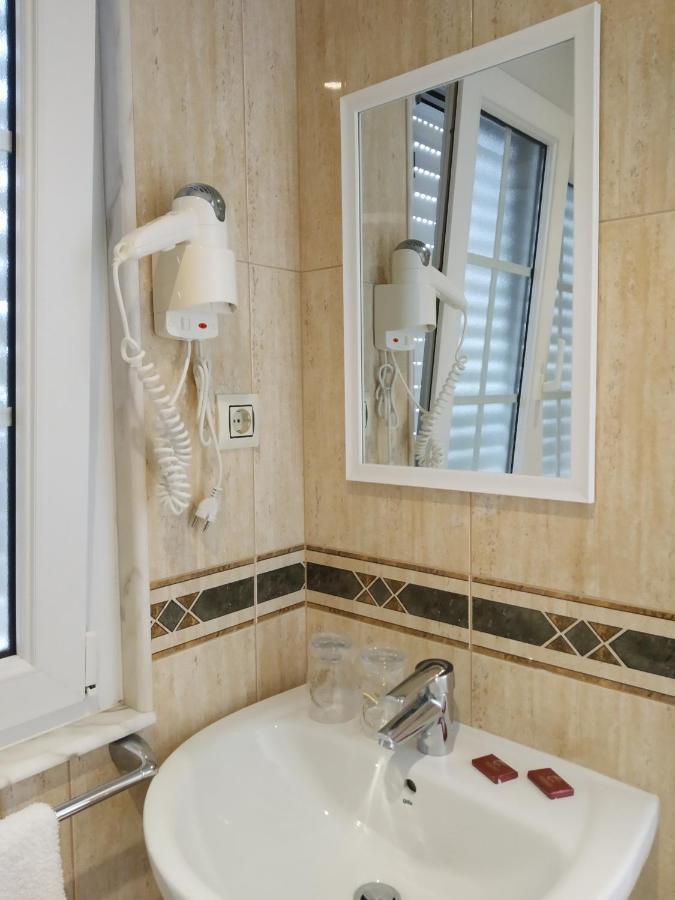 Hostal Stella Del Mare Camariñas Екстериор снимка